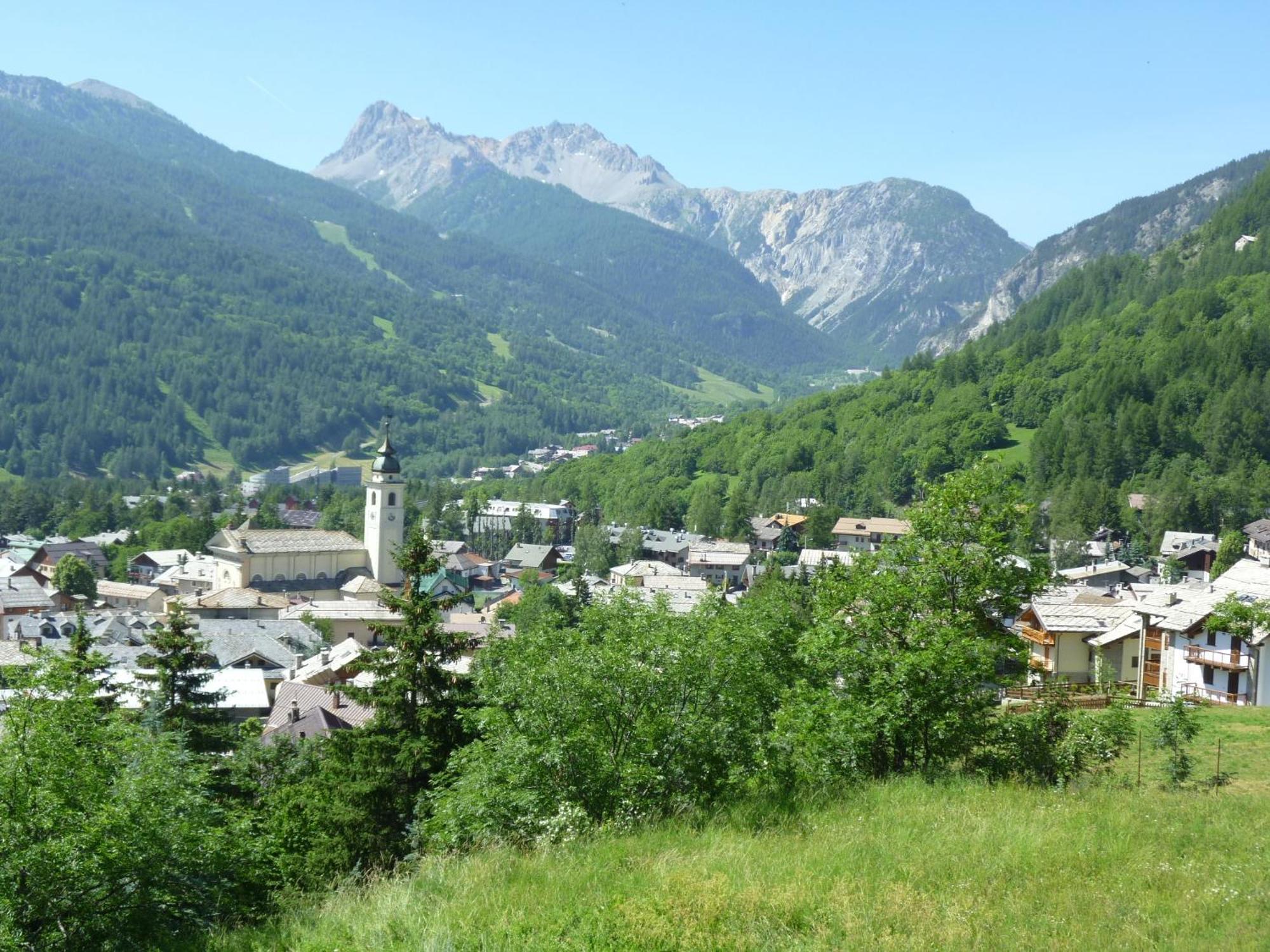 Pensione Bianca Bardonecchia Bagian luar foto