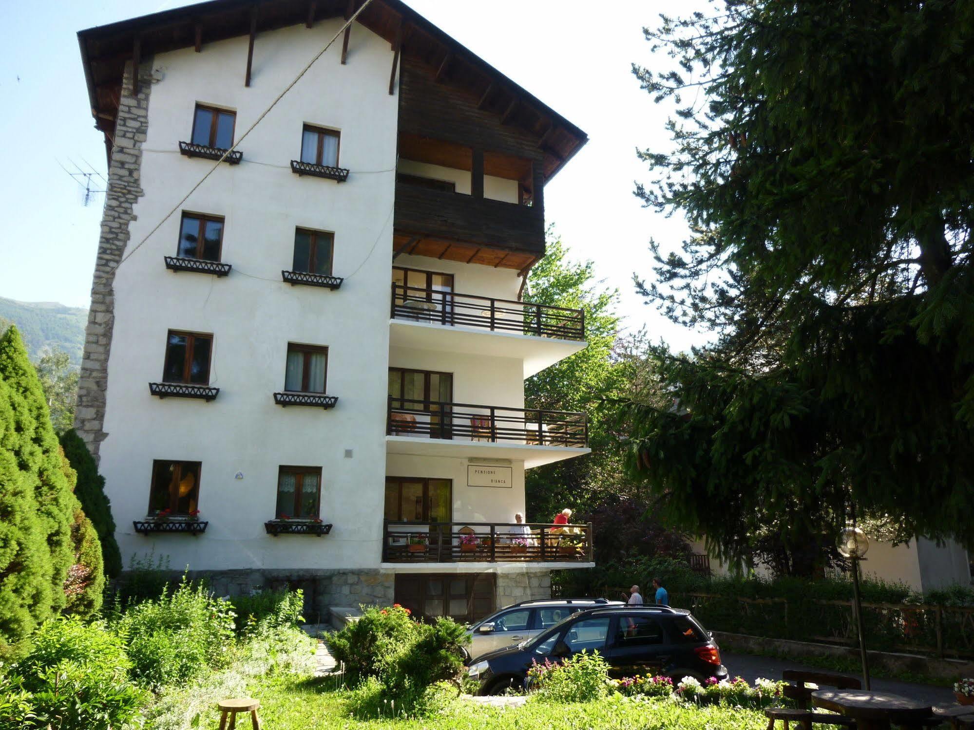 Pensione Bianca Bardonecchia Bagian luar foto